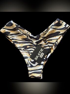 SKATIE Mandi Bikini Bottom Zebra Animal Print XS Cheeky Swim NWT $71